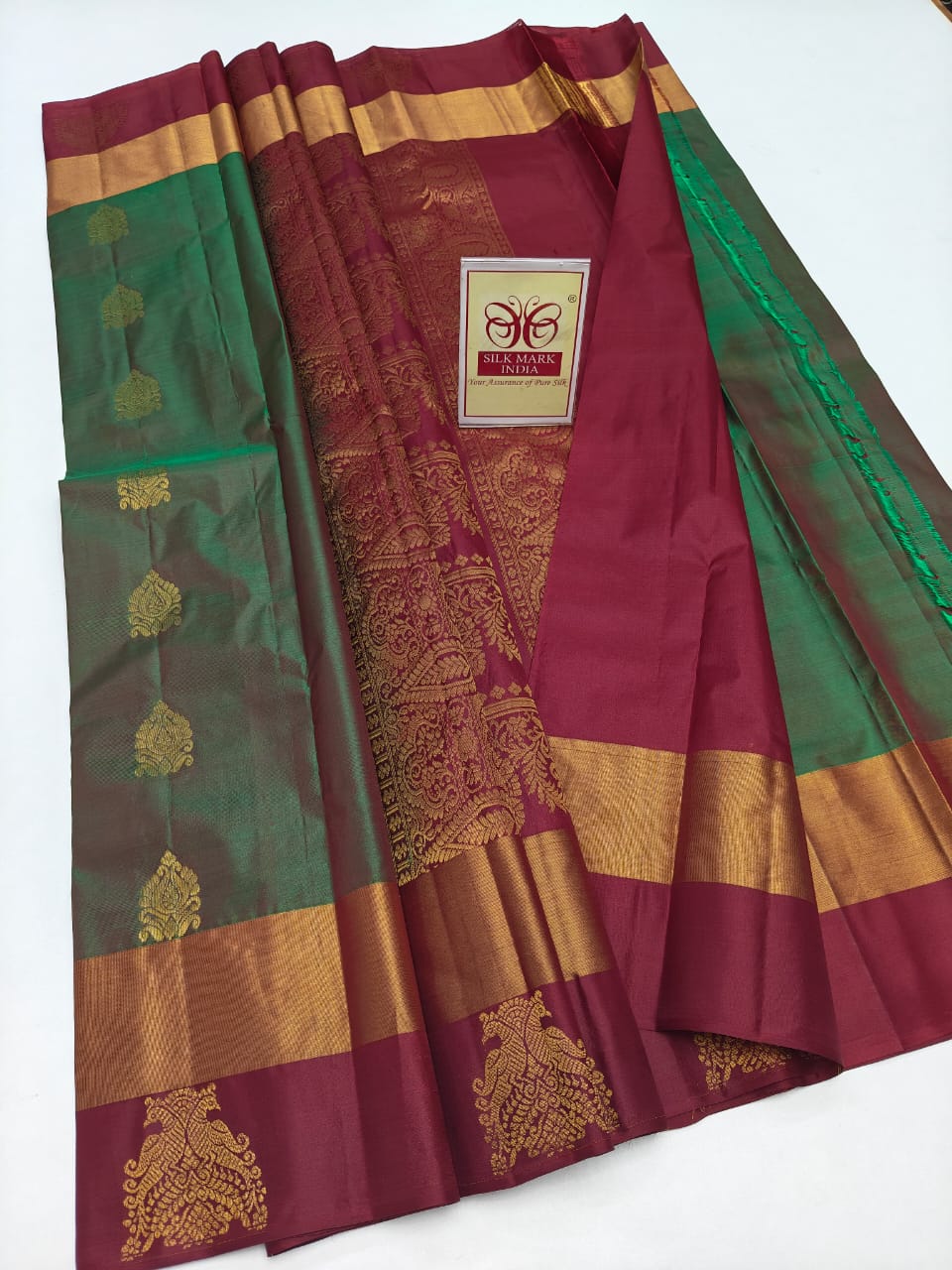 Authentic Dual-Tone Green & Deep Maroon Pure Silk Kanjivaram Saree