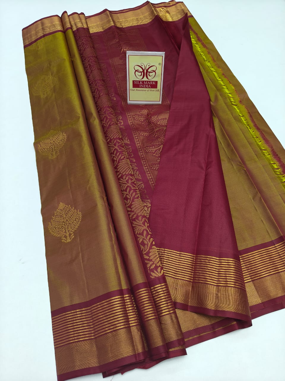 Authentic Olive Green & Deep Maroon Pure Silk Kanjivaram Saree